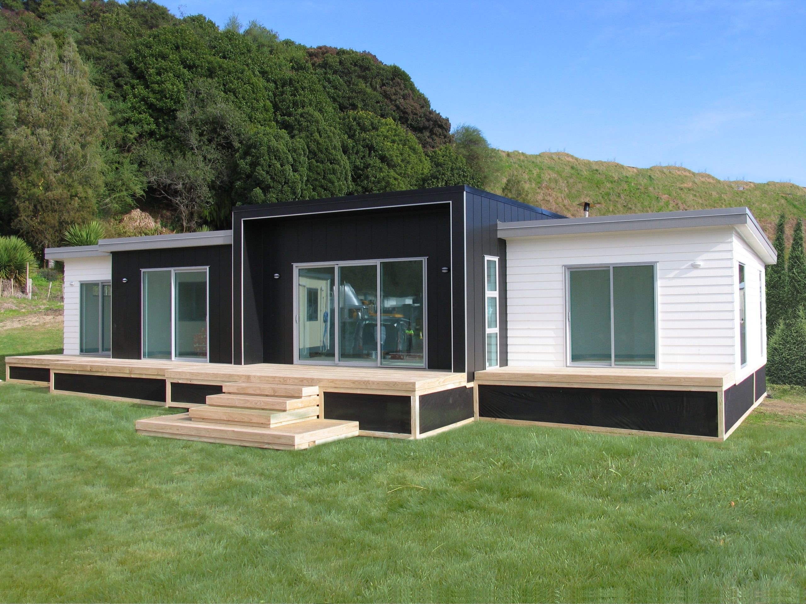 The Ultimate Guide to Modular Houses: Innovative Living Solutions