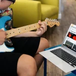 Ein Weg zur Musik: Das Gitarrespielen lernen