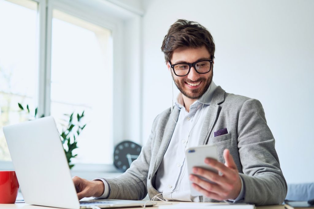 Maximizing Efficiency with VoIP Telephony for Business